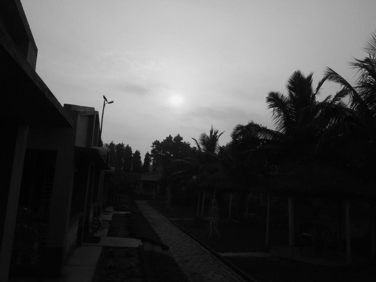 Tarangamala Resort Mandarmani Luaran gambar